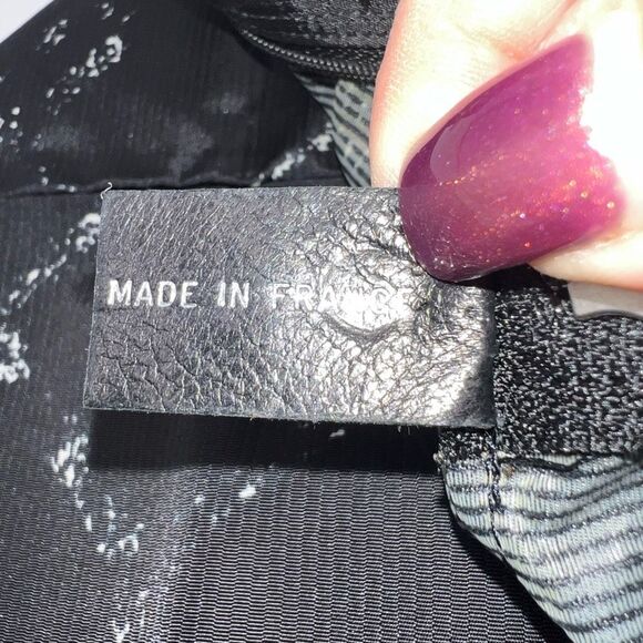 Chanel Black and White Nylon Old Style Travel Line Pouch - Picture 5 of 14